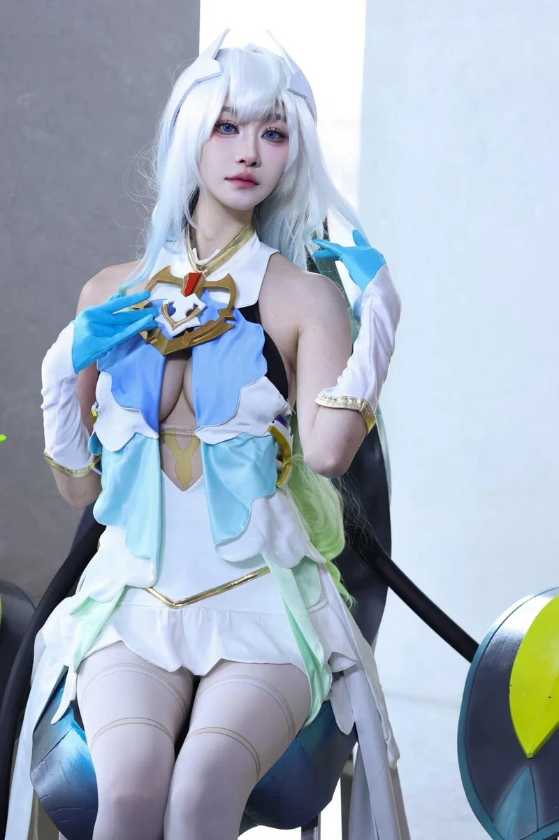 Ảnh anime nữ cosplay đáng yêu duyên dáng