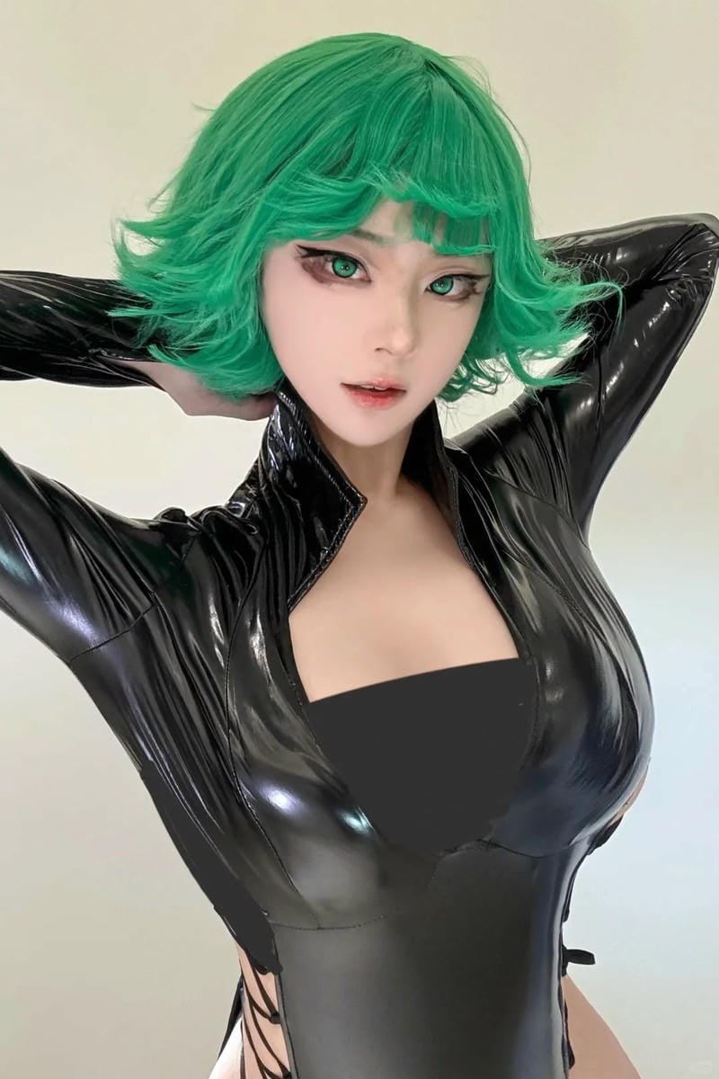 Cosplay Tatsumaki gái xinh make nhẹ nhàng