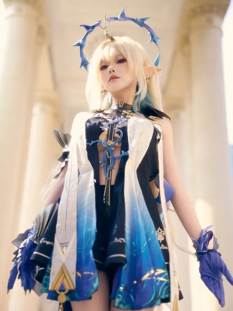 Gái xinh cosplay phong cách đa dạng và nổi bật cá tính