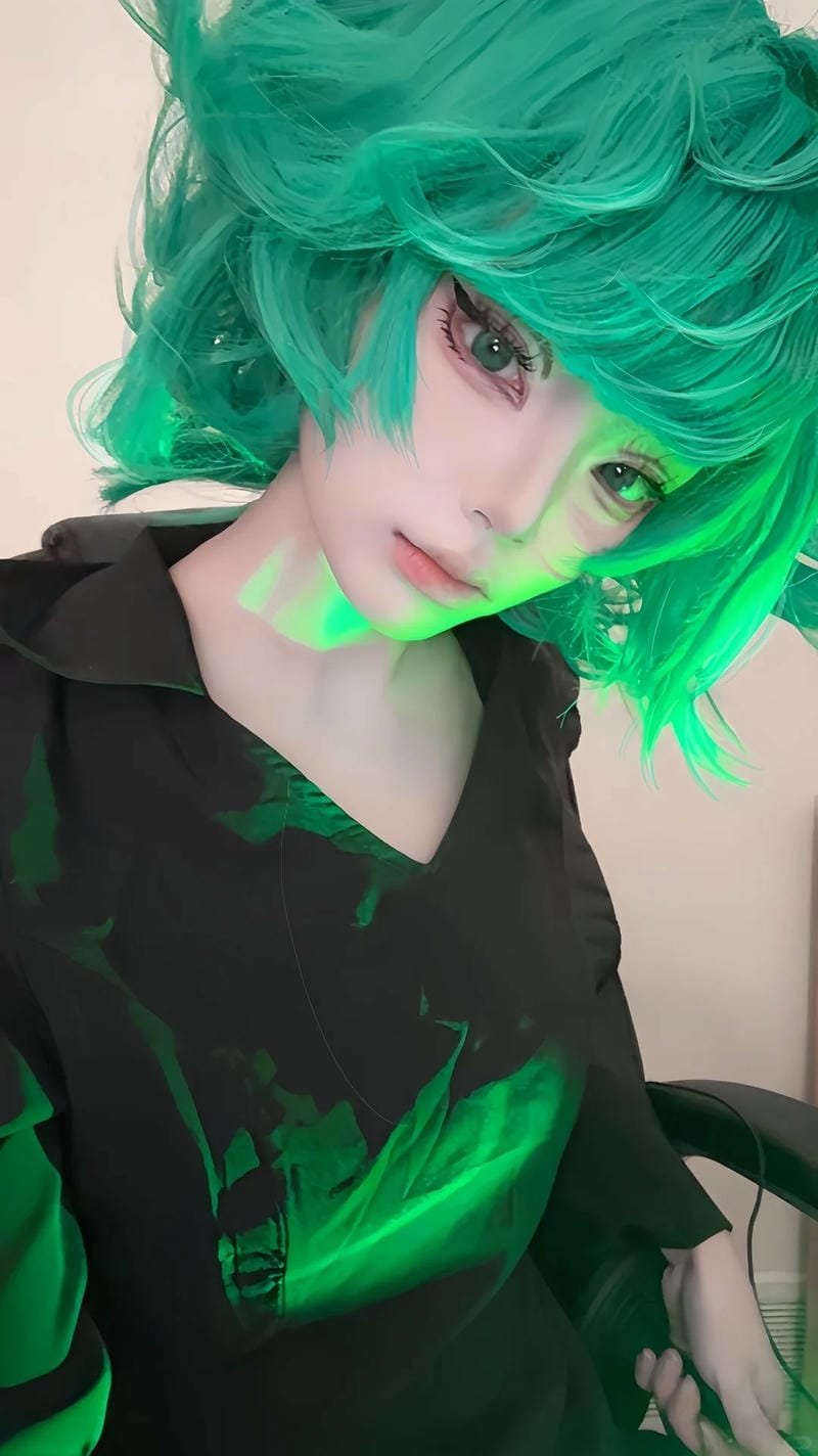 Hình cosplay Tatsumaki váy xanh anime độc đáo