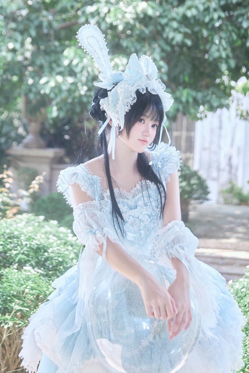 ảnh cosplay anime gái xinh ánh sáng ngoài trời