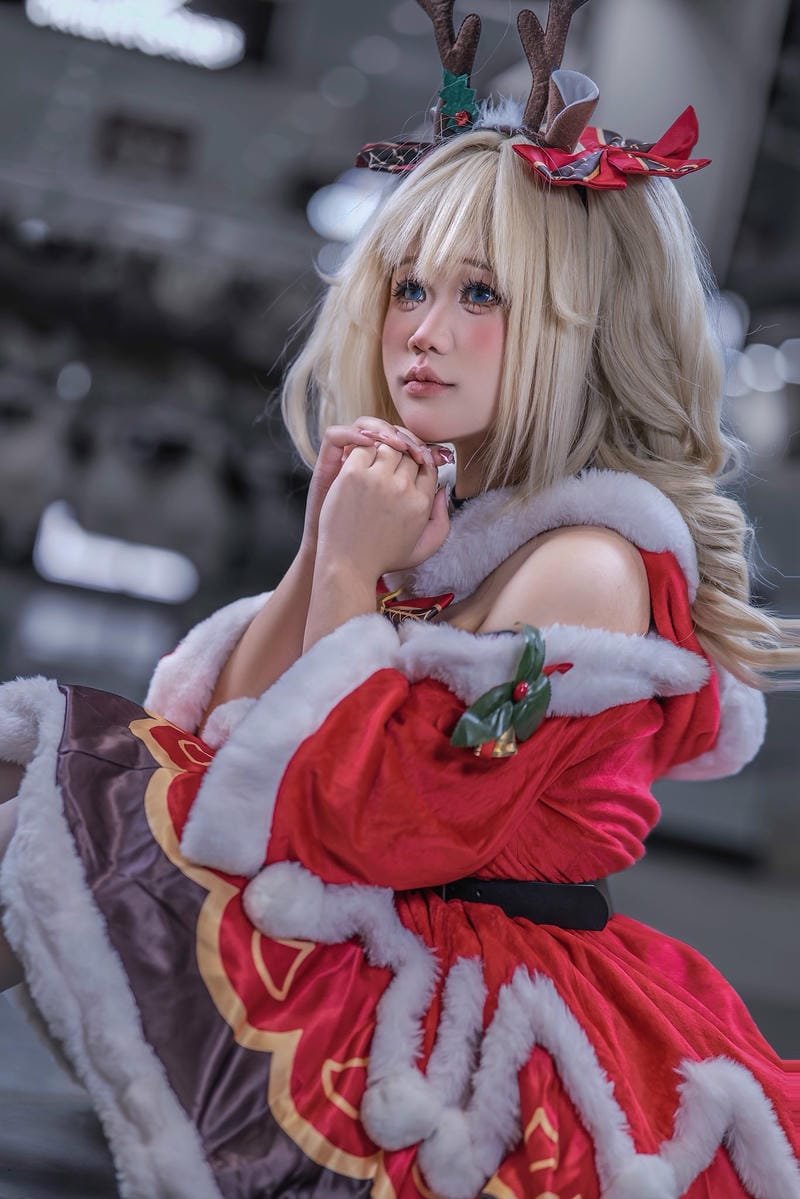 ảnh cosplay chân thật ngoài đời thực