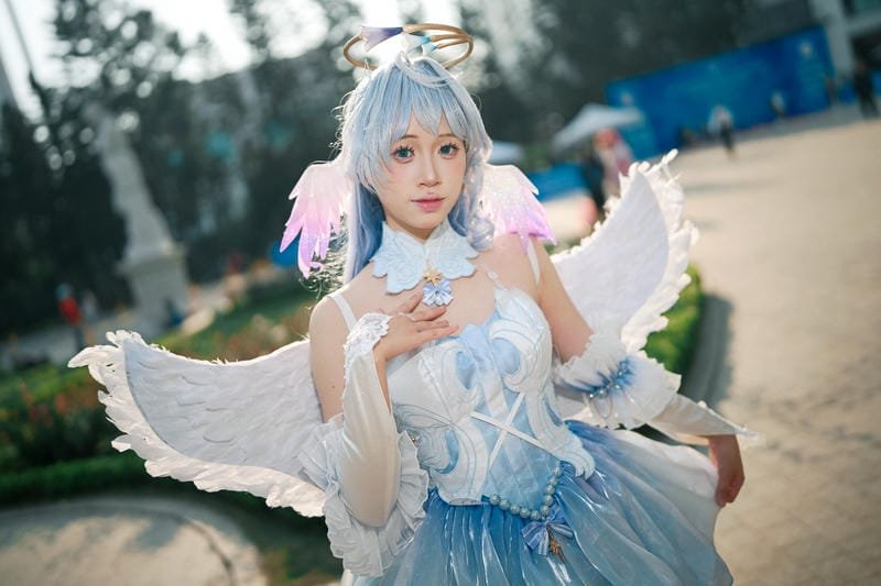ảnh cosplay cổ điển gam màu nhẹ