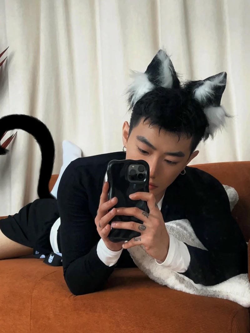 ảnh cosplay mèo mặt dễ thương