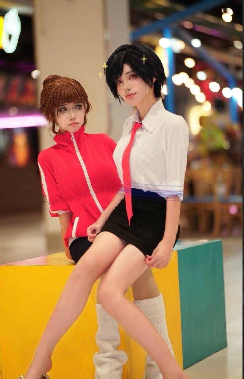 bộ ảnh cosplay anime nữ tạo dáng tự do