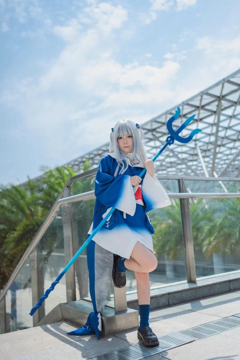 bộ ảnh cosplay vtuber góc chụp sáng tạo