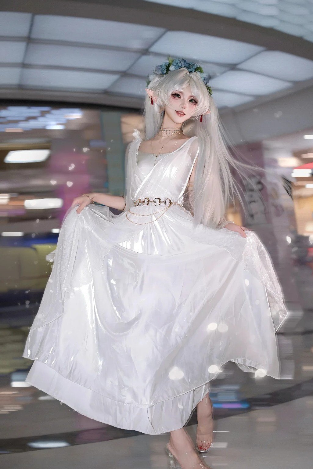cosplay Frieren công chúa thơ mộng