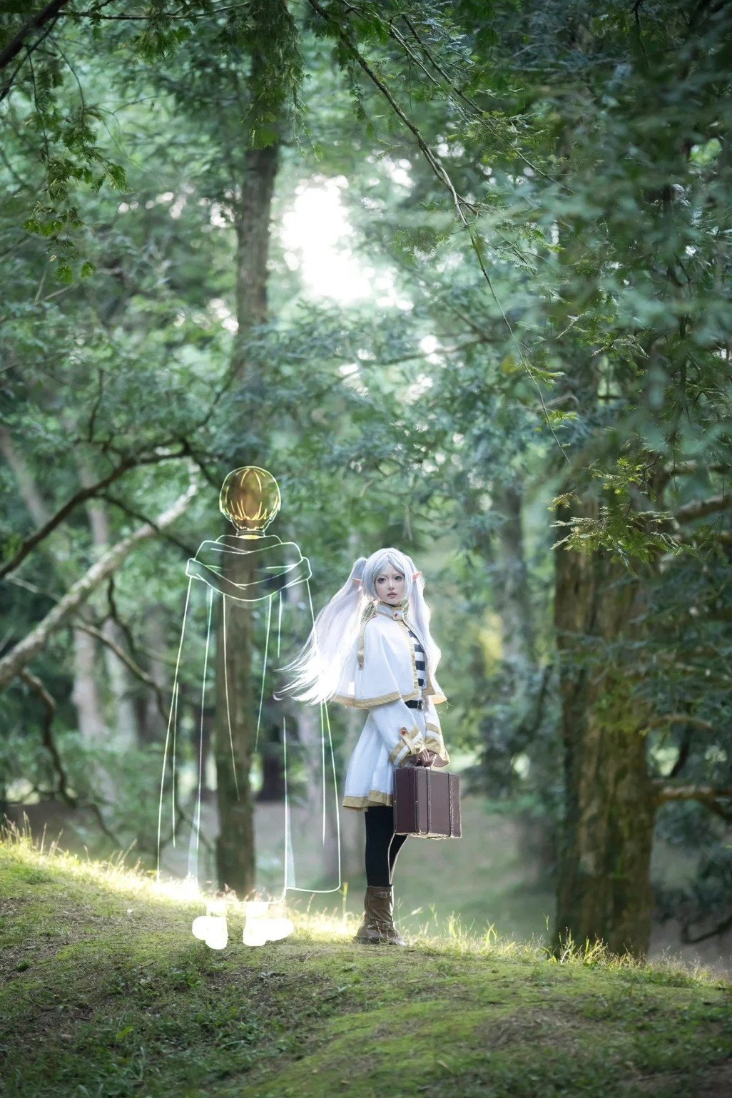 cosplay Frieren phong cách phép thuật anime