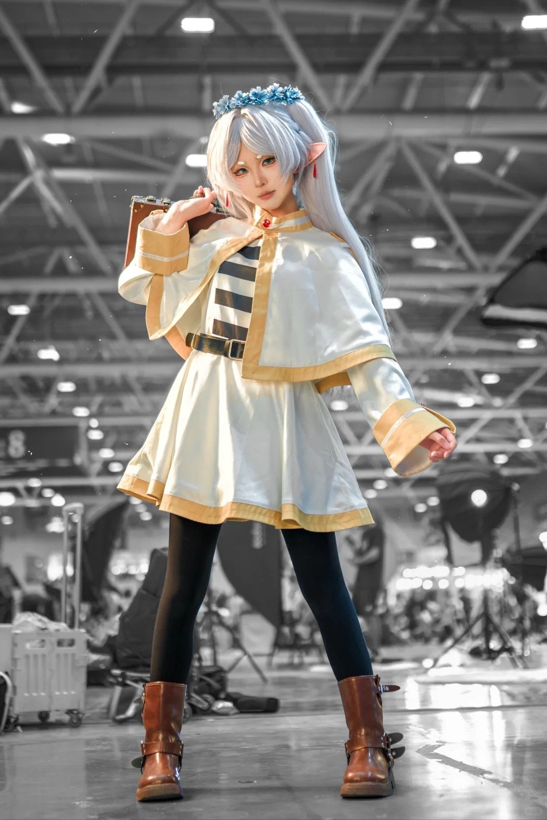 cosplay Frieren tạo hình nhân vật chuẩn