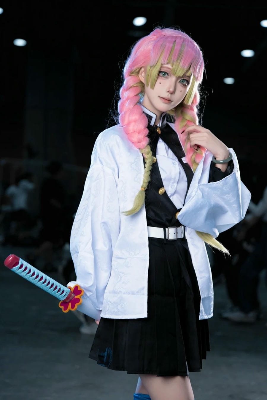 cosplay Mitsuri dễ thương với trang phục đẹp