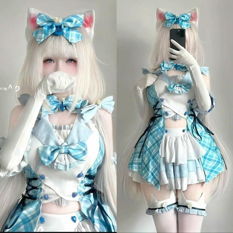 cosplay hầu gái phong cách hiện đại