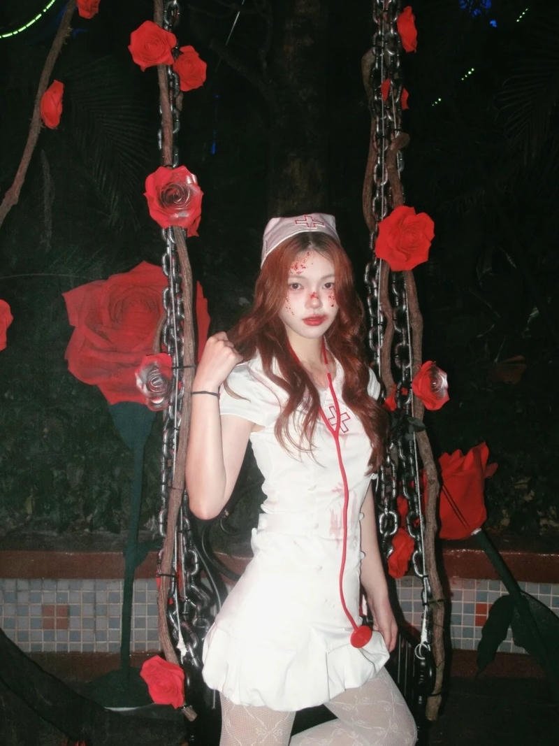 cosplay y tá cute nữ tính