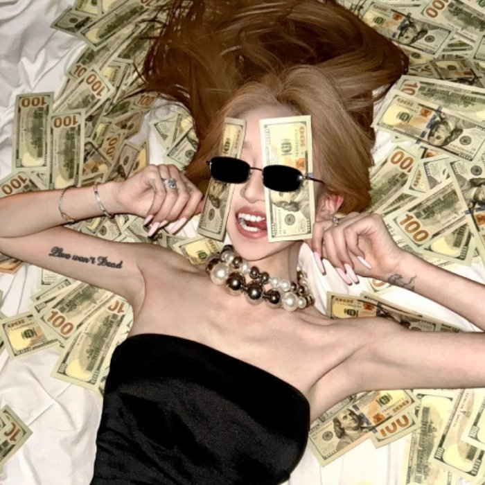 dòng suy nghĩ đời thường meme tiền