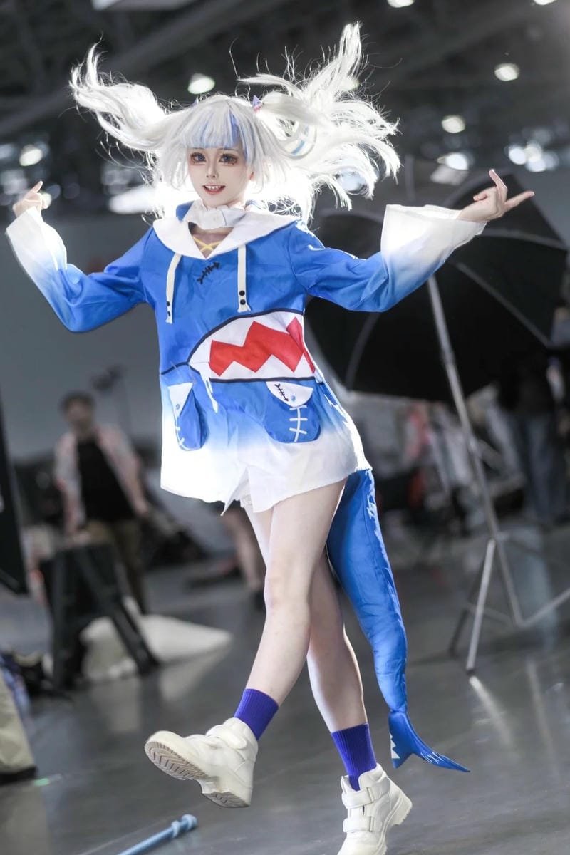 hình cosplay anime yaoyaoqwq gawr gura ánh sáng studio