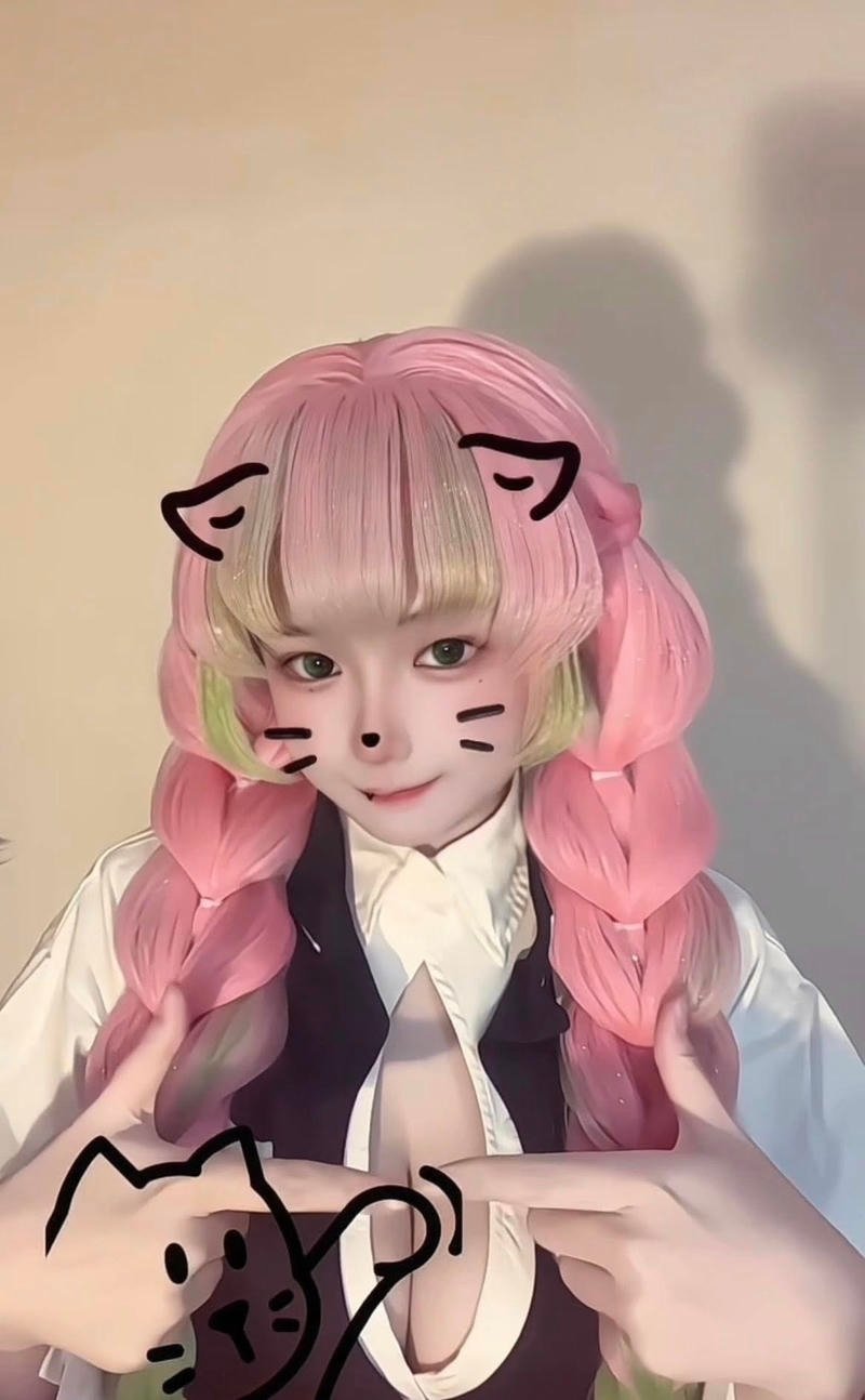 hình cosplay nữ anime cực kỳ thu hút