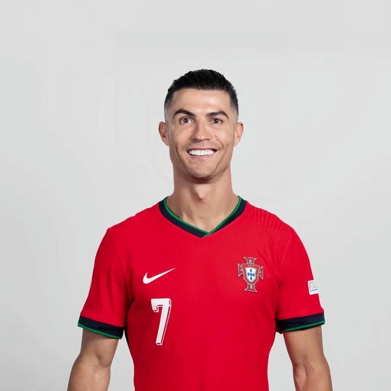 Avatar ronaldo mặc áo đội tuyển bồ đào nha cười
