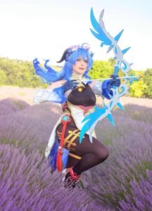 Cosplay Ganyu chân thật với bộ đồ chi tiết