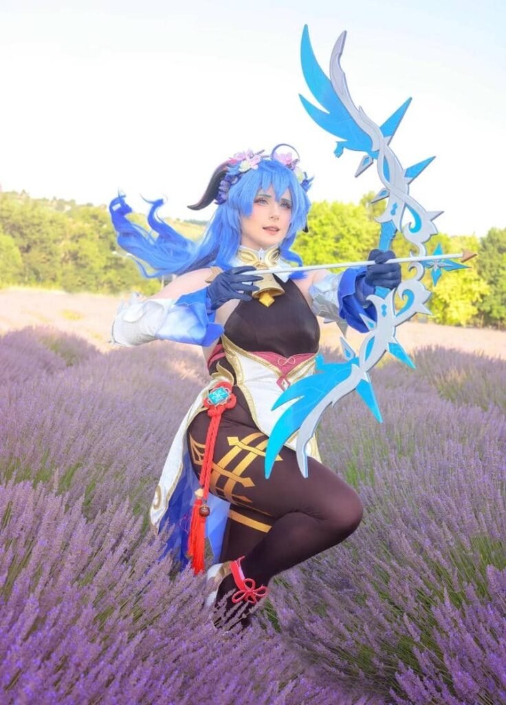 Cosplay Ganyu chân thật với bộ đồ chi tiết