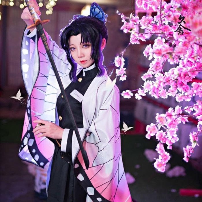 Cosplay Shinobu đầy màu sắc và tinh tế