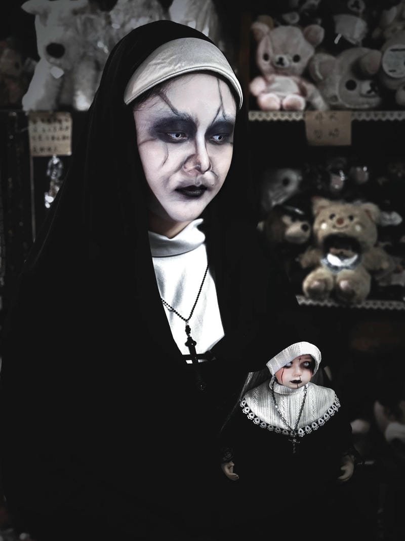 Cosplay ma quái dị phong cách cổ trang