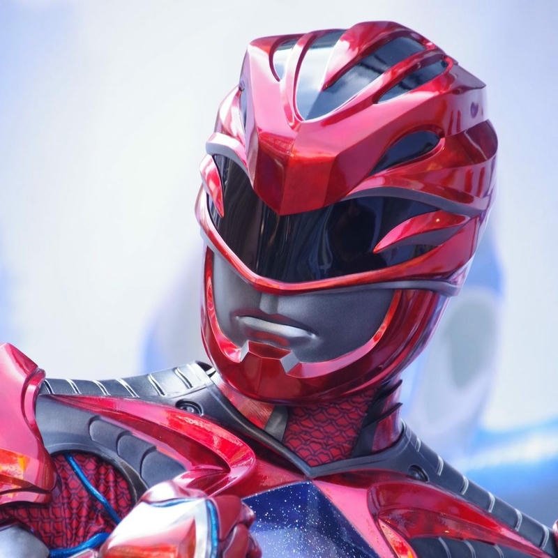 Hình nền siêu anh hùng đỏ giáp sắt hiện đại