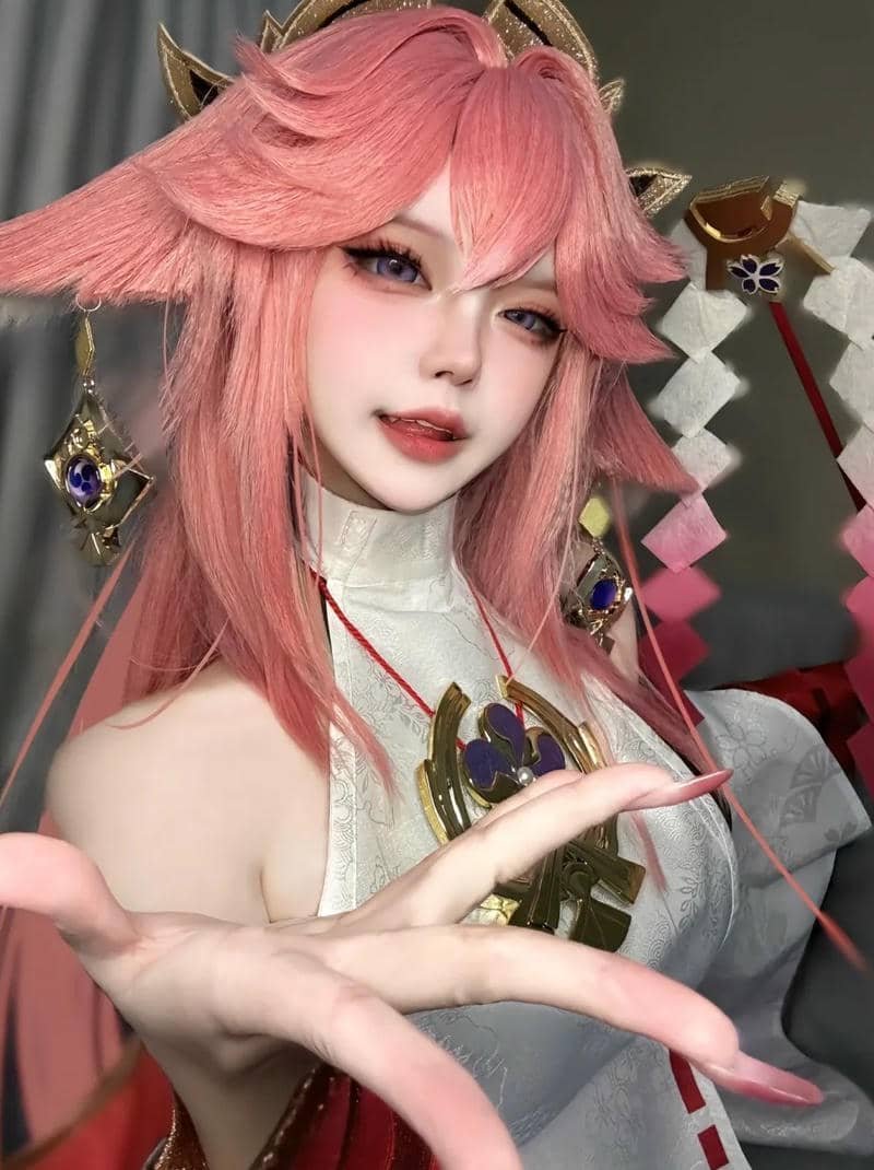 Yae Miko cosplay concept sáng tạo ấn tượng