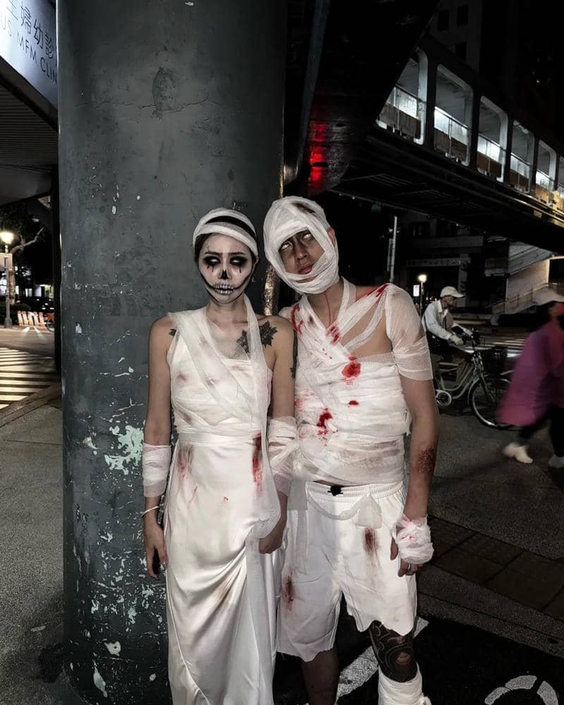 ảnh cosplay Halloween xác ướp kinh dị
