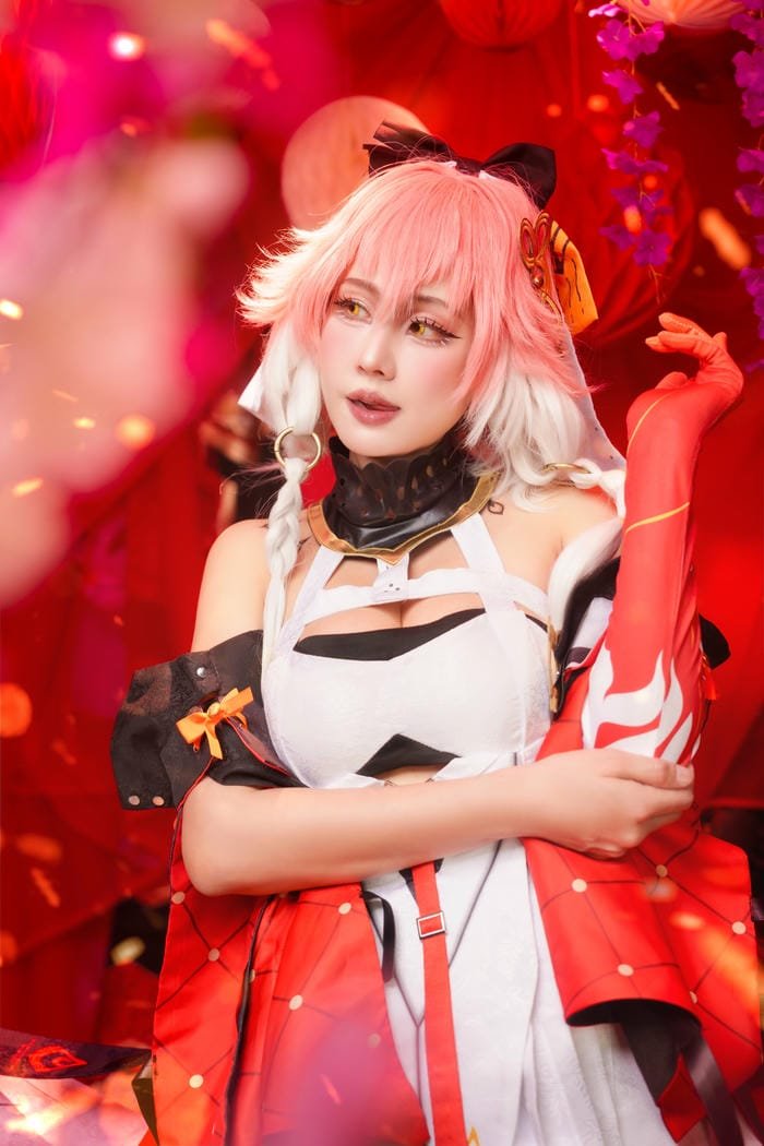 ảnh sexy anime cosplay mang phong cách nghệ thuật gợi cảm