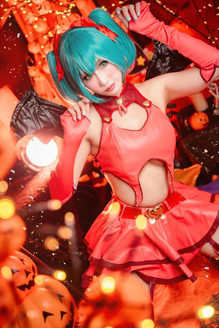 ảnh sexy anime cosplay thể hiện vẻ đẹp gợi cảm