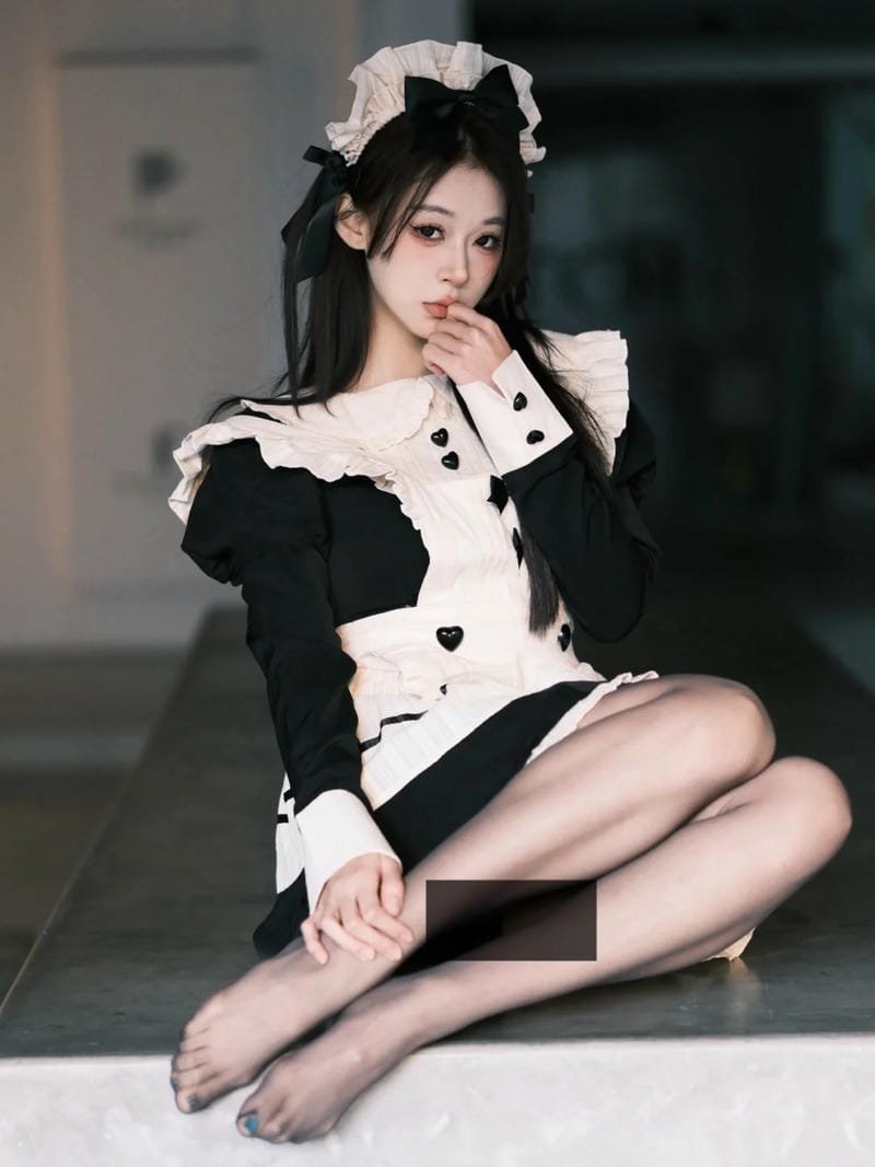 cosplay maid mang phong thái dịu dàng gần gũi