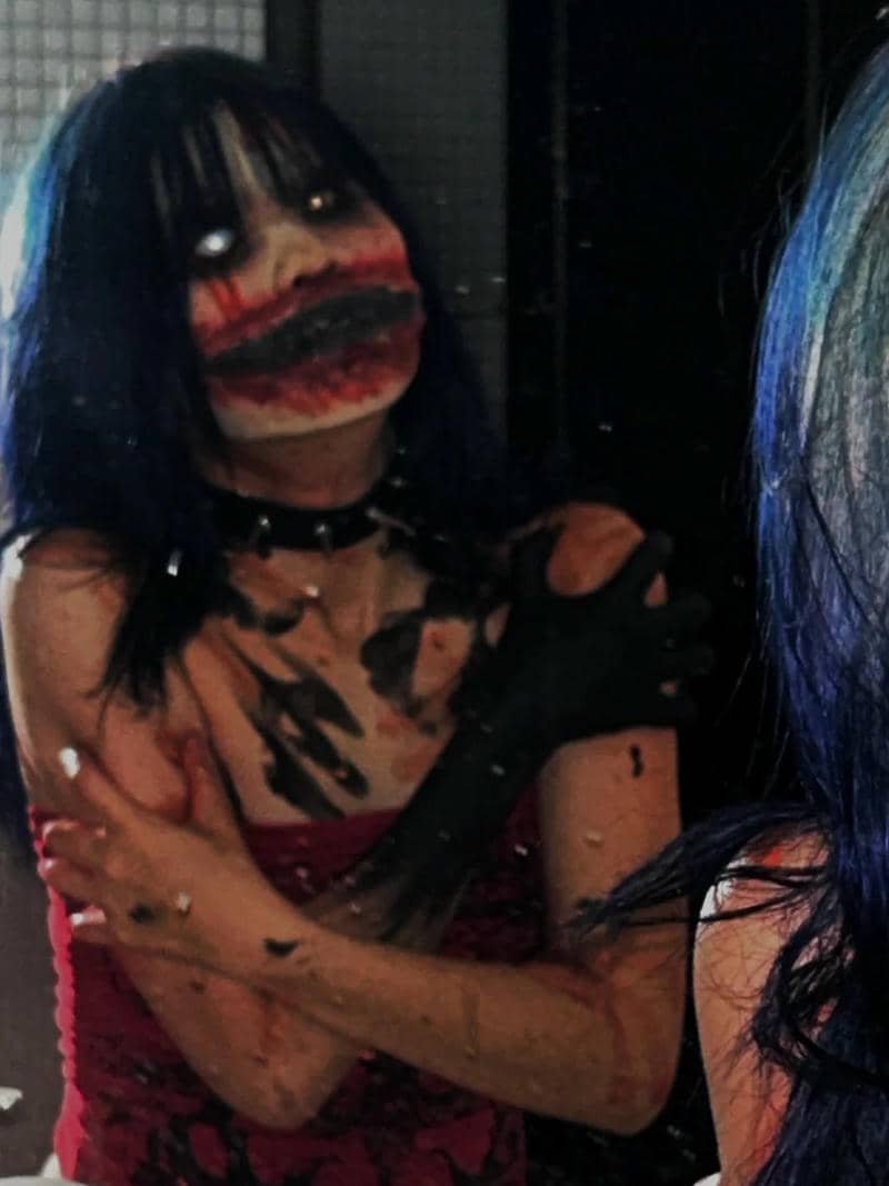 cosplayer Halloween hóa thân thành nhân vật rùng rợn