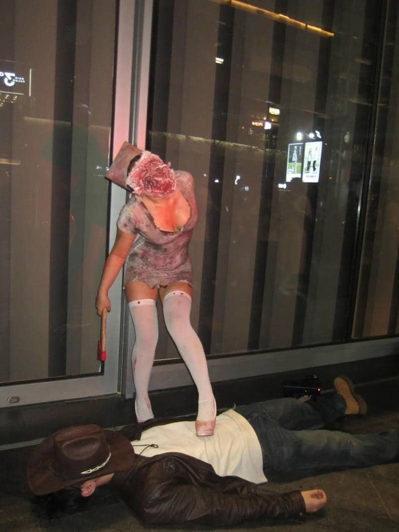 hóa trang Halloween chủ đề phù thủy siêu ấn tượng