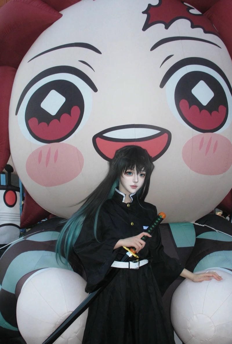 khí chất trụ cột toát ra từ muichiro cosplay