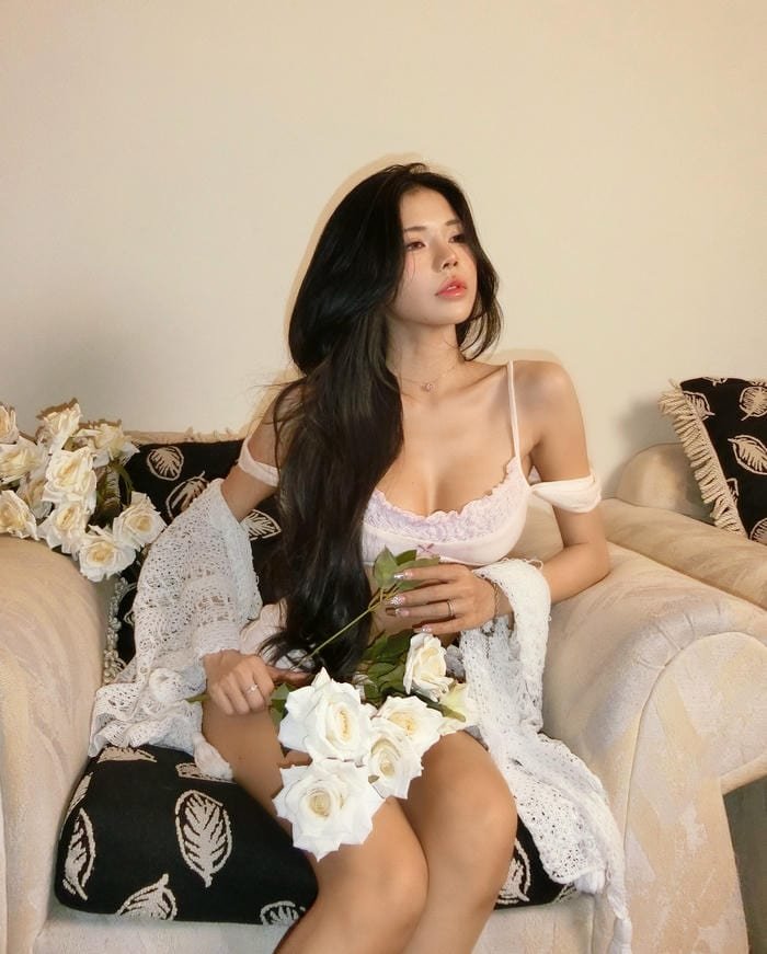 mai dora bikini khung hình dễ nhìn