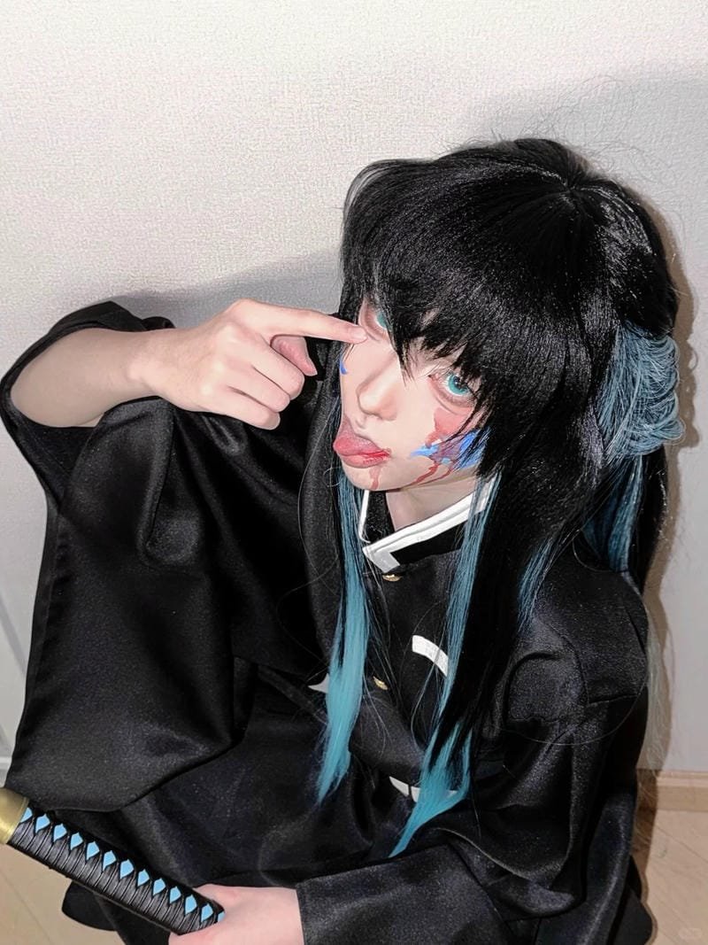 muichiro cosplay tái hiện vẻ lạnh lùng trầm lắng
