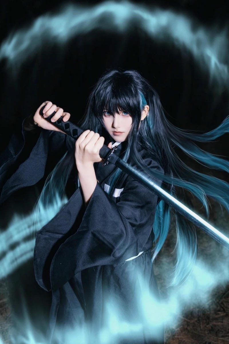 muichiro cosplay thể hiện phong thái thiếu niên trụ cột