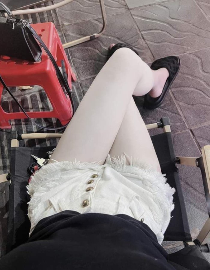 phong cách cực cháy ảnh đùi gái xinh