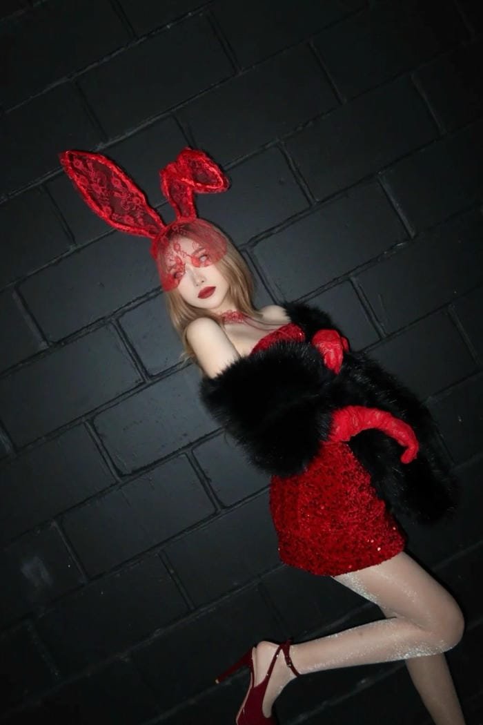 phong cách gợi cảm thể hiện qua ảnh sexy anime cosplay