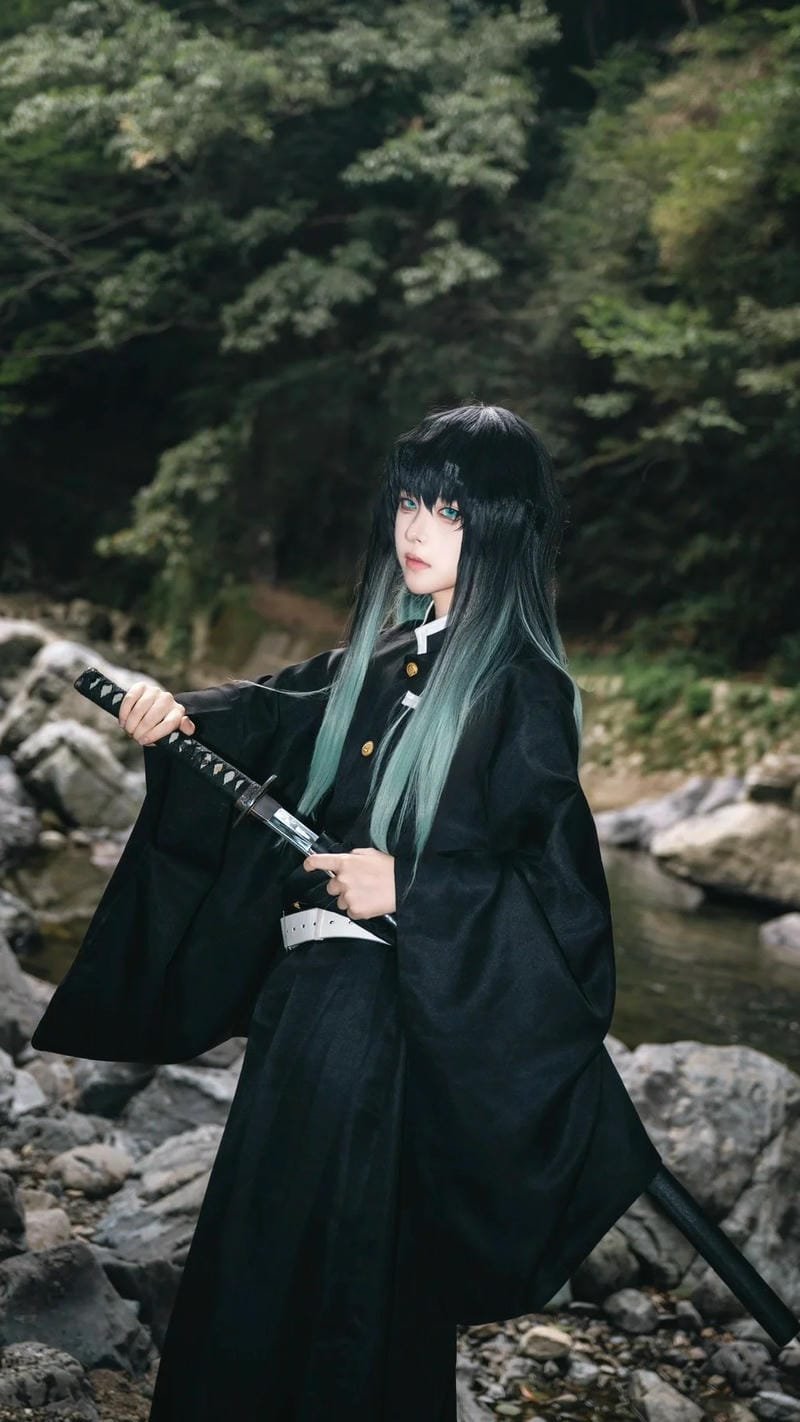 phong thái điềm tĩnh đúng chất muichiro cosplay