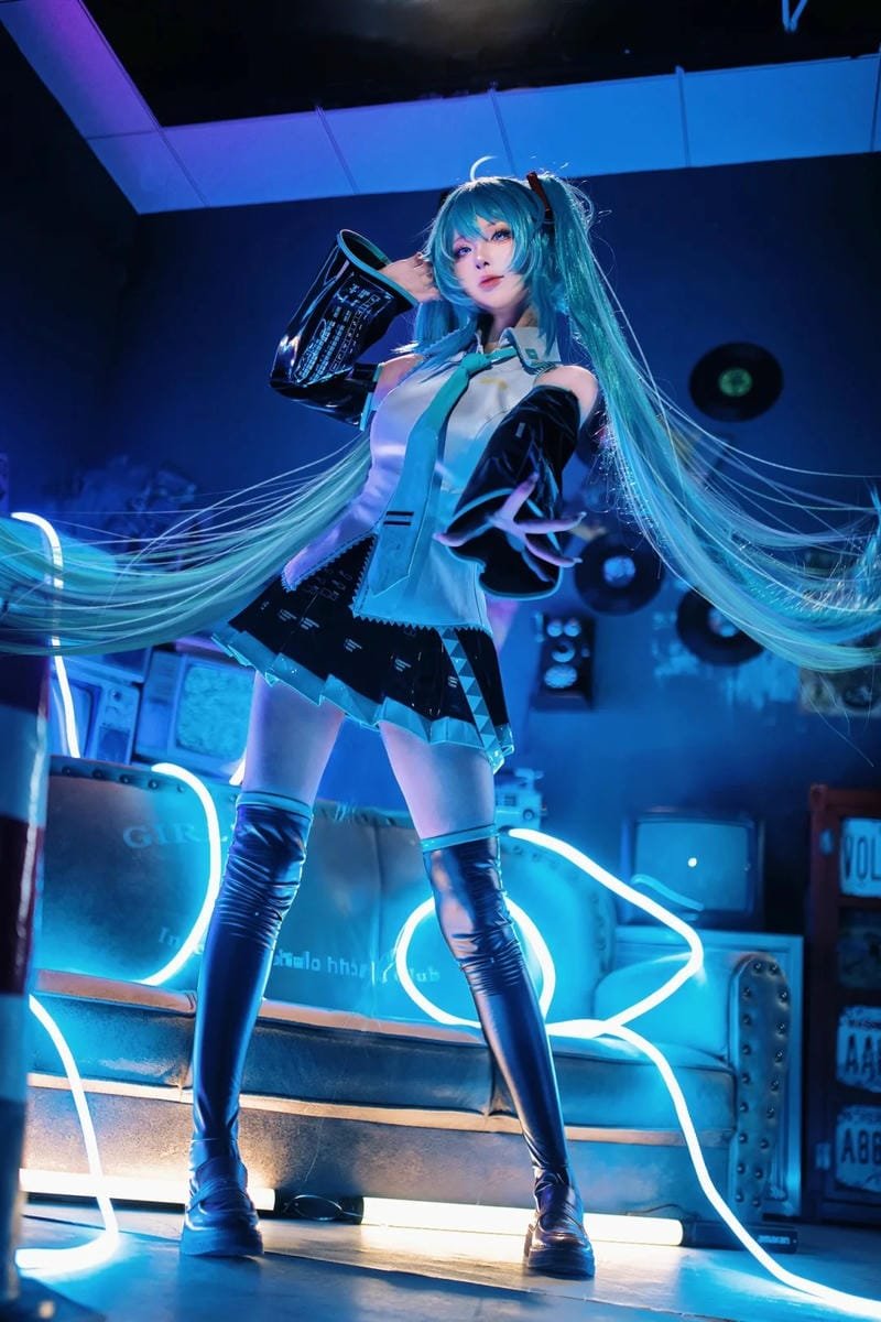 sự đáng yêu đặc trưng của cosplay miku