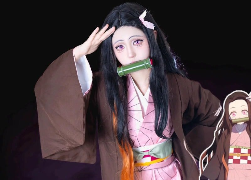 tạo dáng tự nhiên khi chụp nezuko cosplay