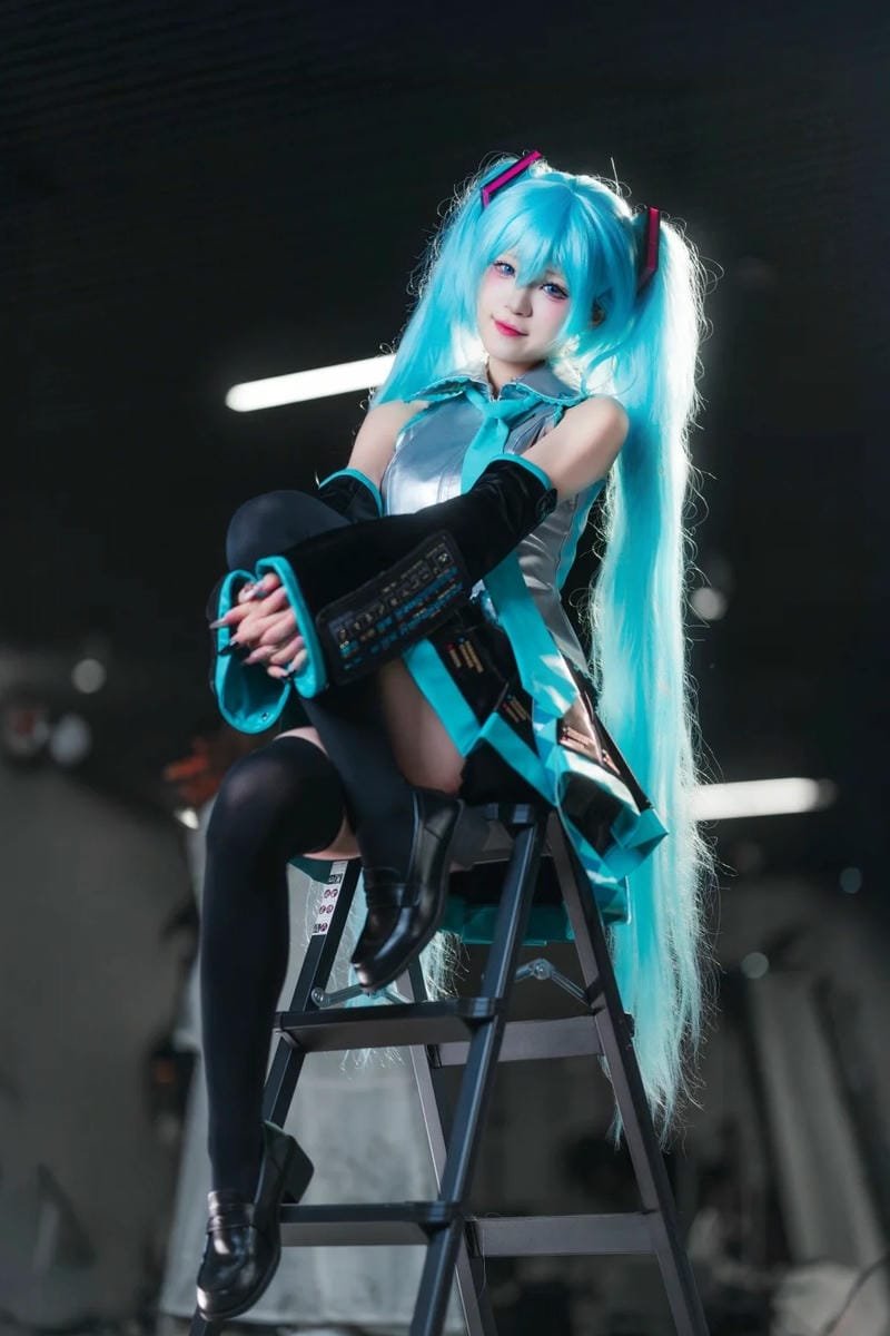 tạo hình quen thuộc của nhân vật cosplay miku