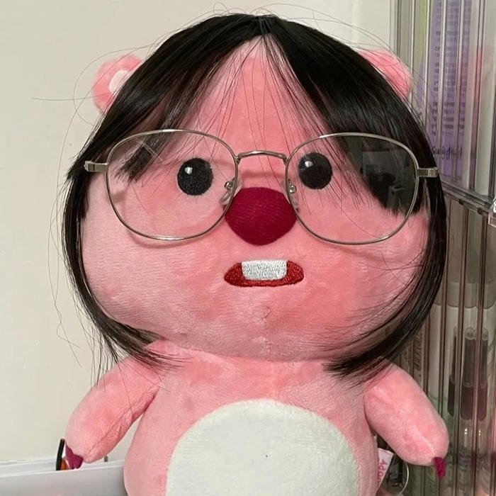 Ảnh Loopy lầy lội hài hước tóc tai rối bù đeo kính