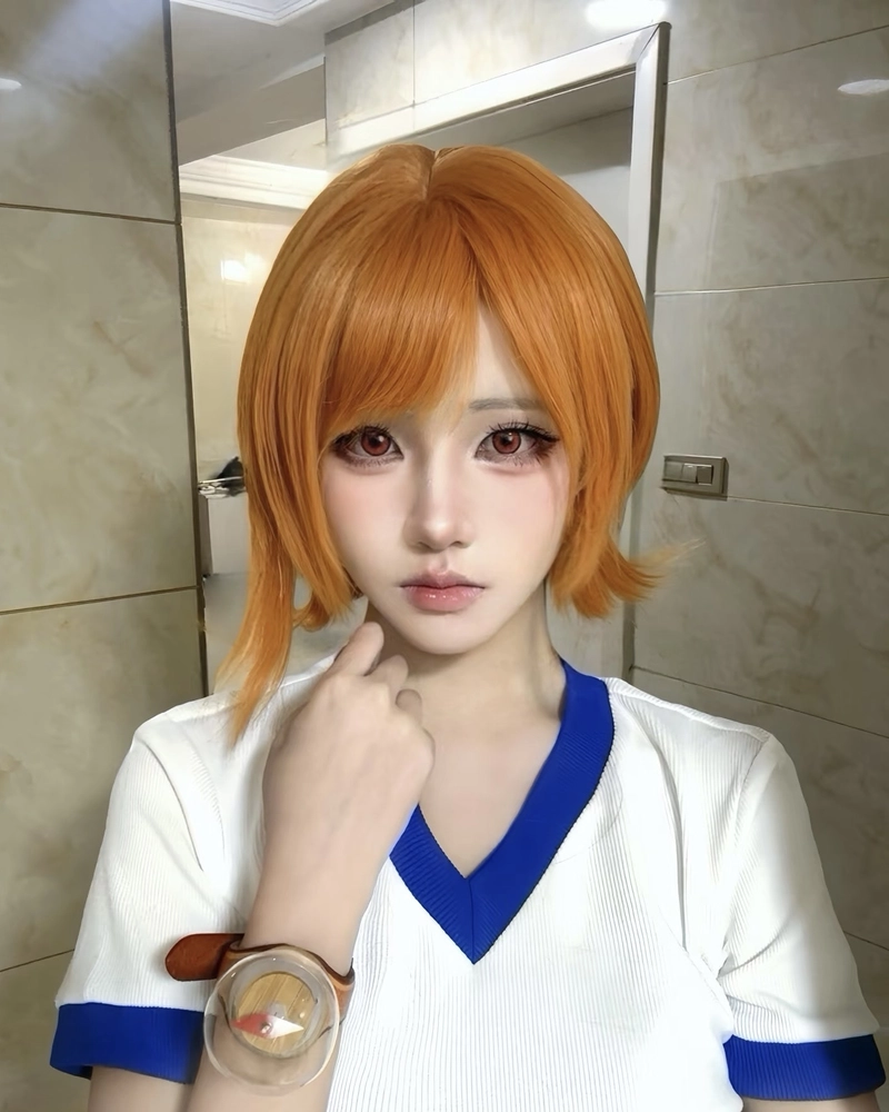 Ảnh Nami cosplay cùng thần thái vui tươi đầy năng lượng