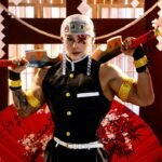 Cosplay Uzui Tengen Demon Slayer cầm song kiếm lớn