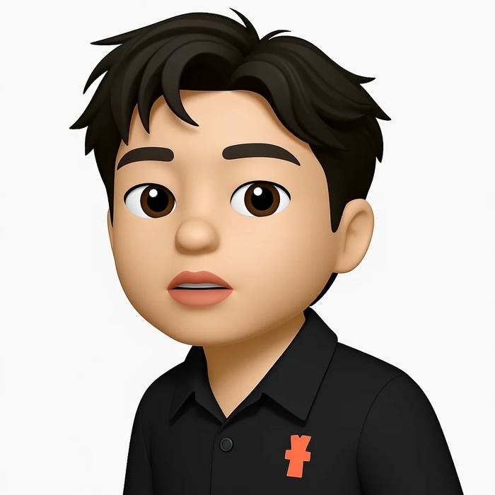 Hình ảnh emoji avatar nam tóc đen mặc áo phông đen đơn giản