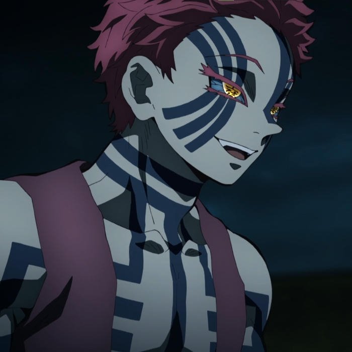 Hình thượng huyền tam Akaza nhìn nghiêng có vẻ buồn bã