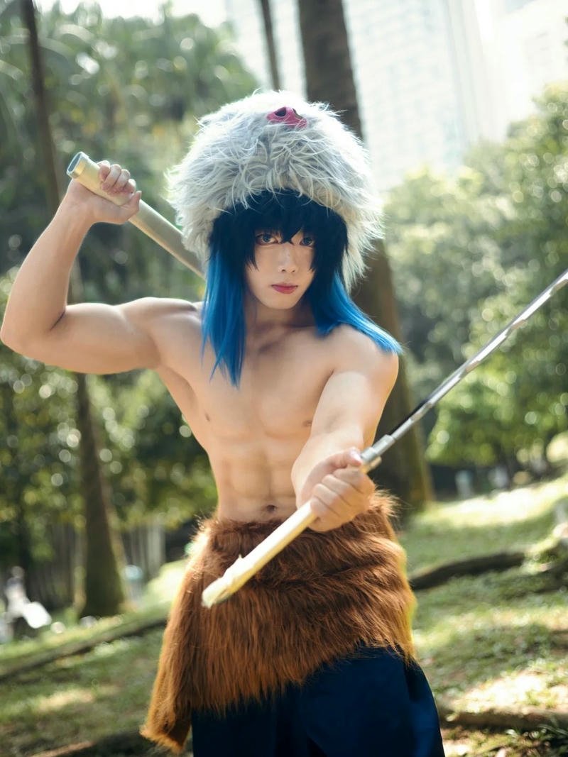 Inosuke Hashibira cosplay Demon Slayer đội đầu lợn rừng