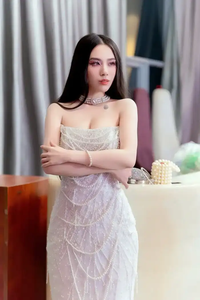 ảnh đẹp Linh Miu diện bikini