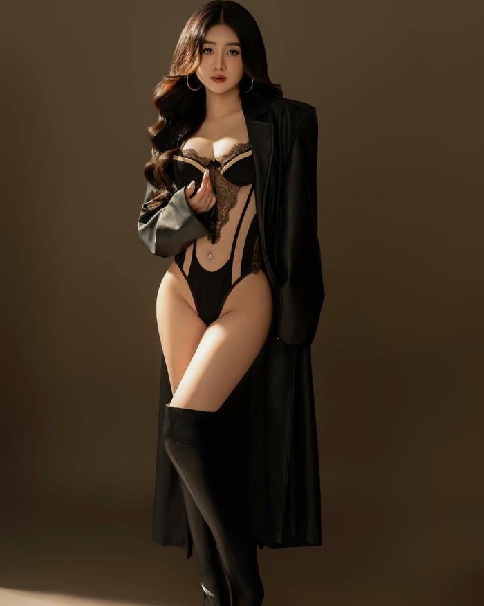 hình ảnh lê kim loan bikini cuốn ánh nhìn